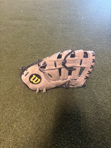 Wilson A2000 First Base Glove