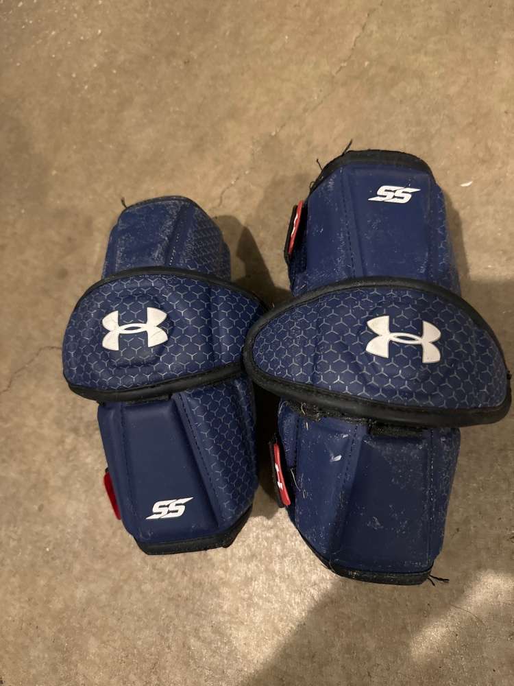 Used Large Under Armour Player SS Arm Pads