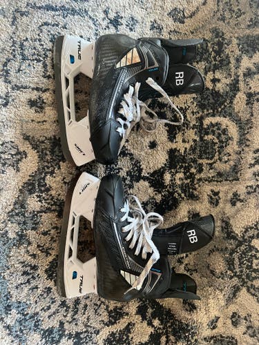 Senior Used True Pro Custom Hockey Skates Wide Width Pro Stock 7