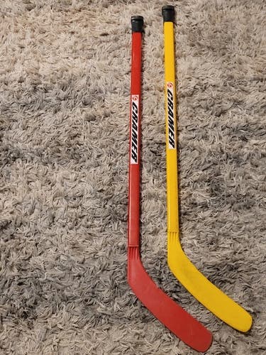 2PACK Used youth plastic street hockey stick(NO CURVE ITS FLAT)