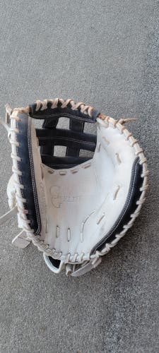 Rawlings Right Hand Throw Catcher's Gg elite Softball Glove