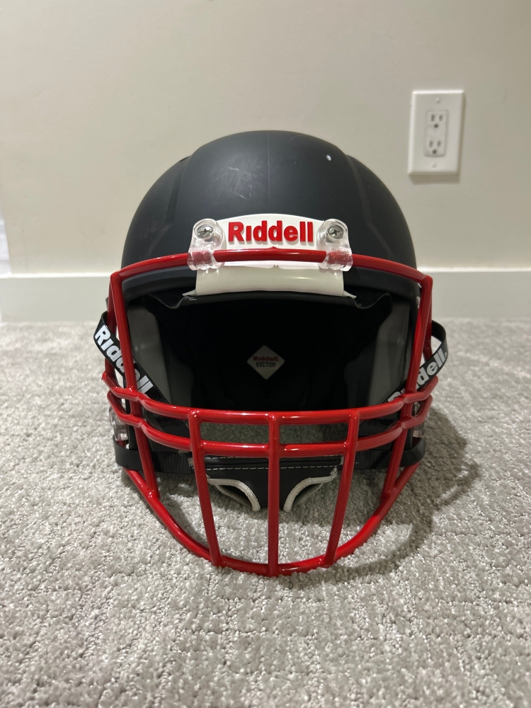 Used Medium Riddell Victor Helmet