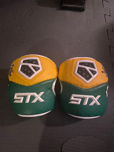 STX Cell IV Lacrosse Elbow Pads TEAM ISSUED University of Vermont Catamounts #9