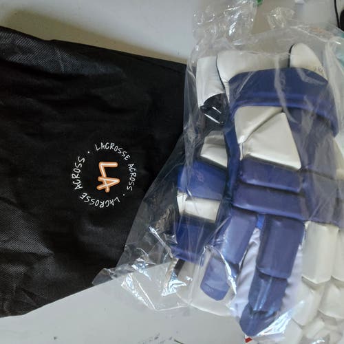 Brand New LA Aggressors-  Adult Small/Medium Lacrosse Gloves