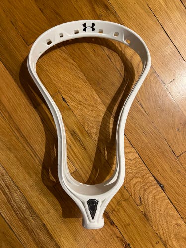 New under armour command low