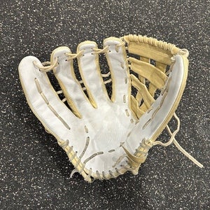 Used 2023 Left Hand Throw Softball Glove 15''