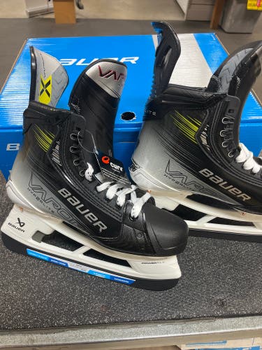 Bauer Vapor Hyperlite 2 Hockey Skates Size 8 Fit 2