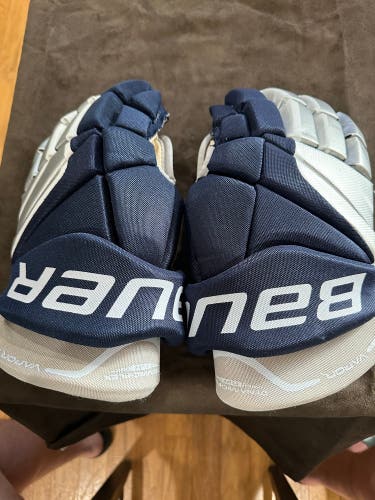 Bauer 14" Pro Stock Vapor X Lite Gloves