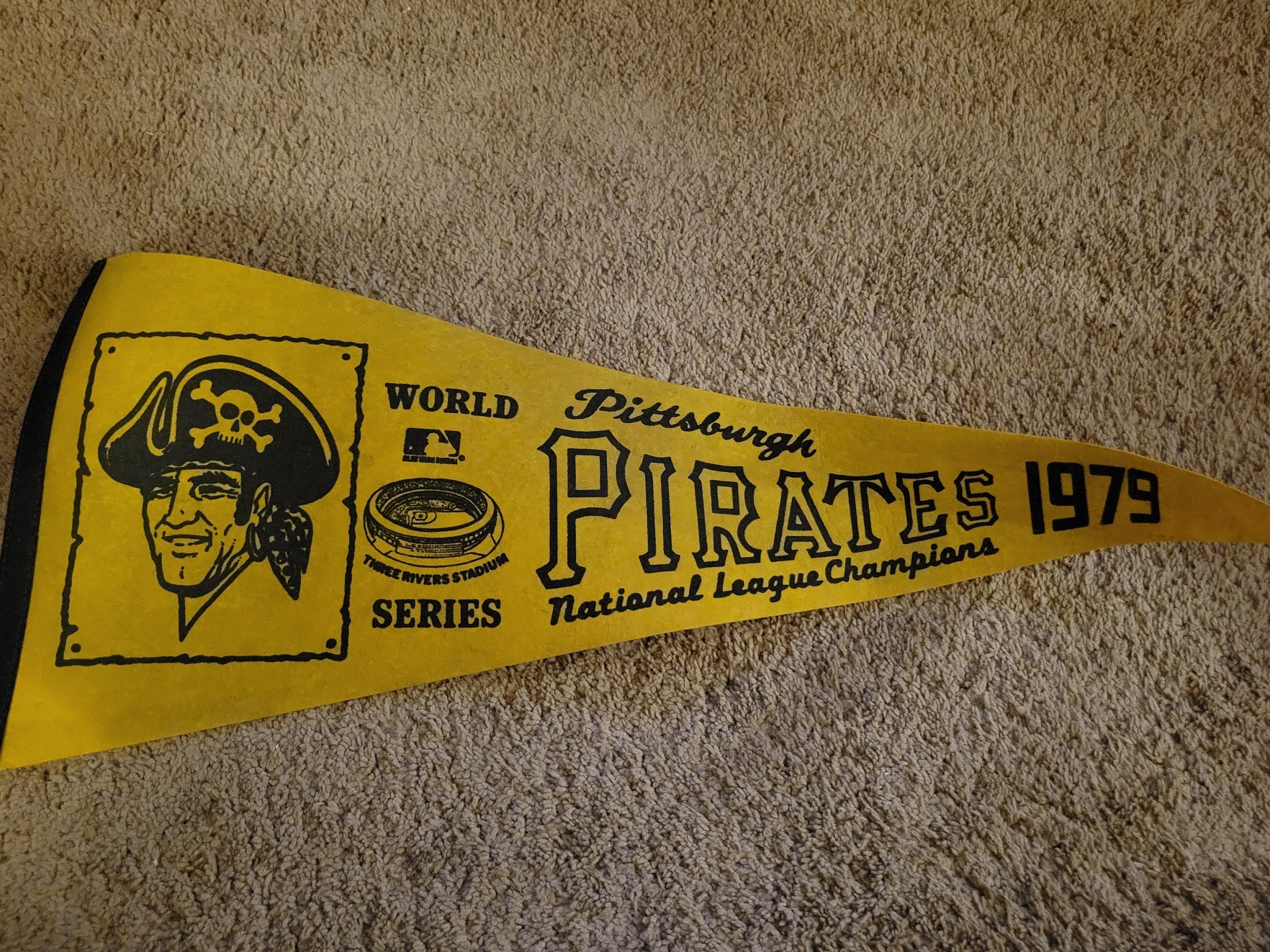 Vintage Pittsburgh Pirates 1979 MLB World Series Souvenir Pennant