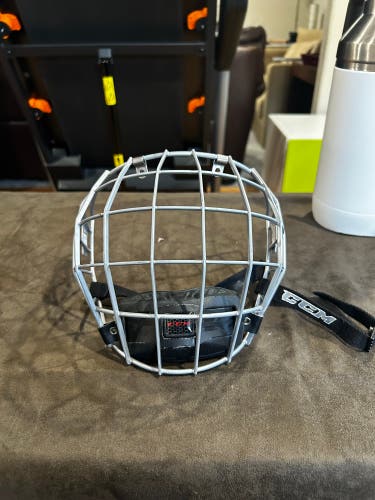 Used Small CCM Full Cage Resistance Face Cage