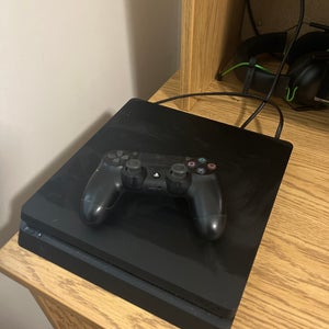 PlayStation 4 +controller
