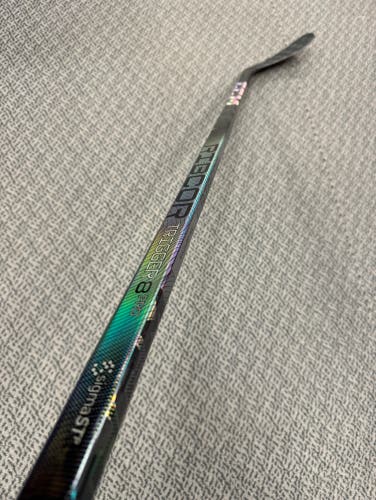 CCM Chrome Trigger 8 Pro 70 flex P28 curve right hand stick