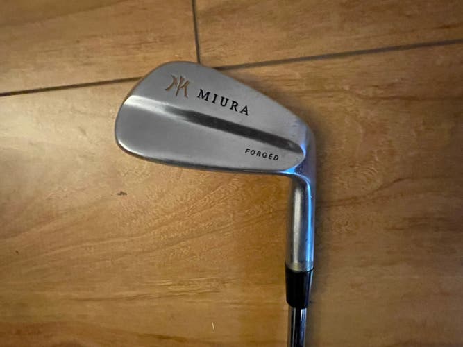 Men's 9 Iron Stiff Flex Steel Shaft