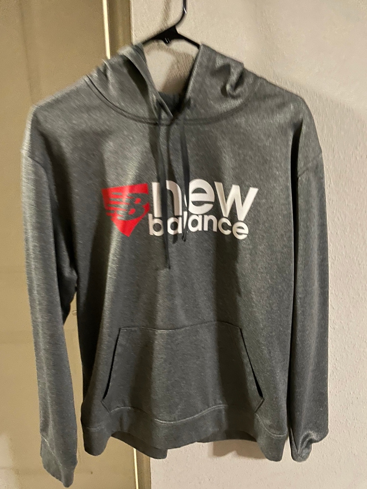 Gray Used Large New Balance Sweatshirt