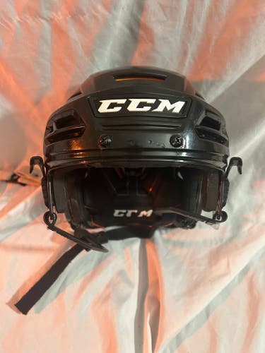 Like New Small CCM Tacks 710 Helmet