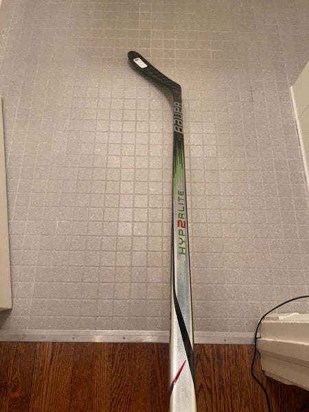 New Left Hand P28 Vapor Hyperlite 2 Hockey Stick