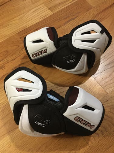 CCM Jetspeed FT6 Pro Elbow Pads Medium