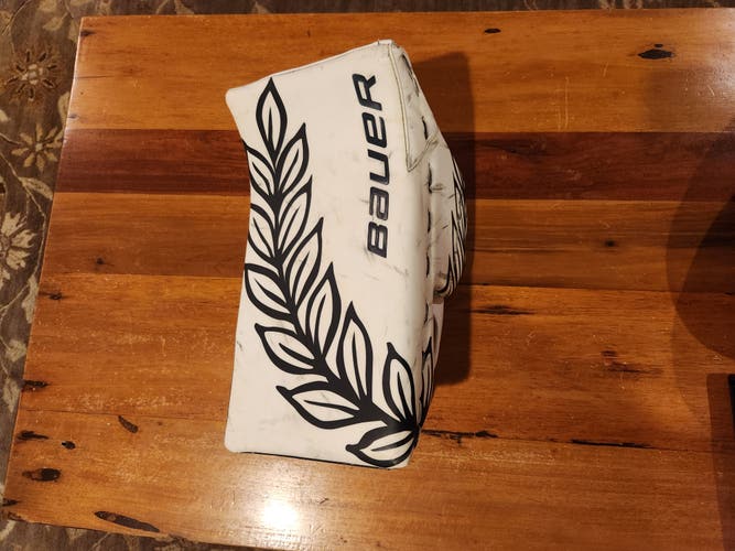 Senior Used Regular Bauer Hyperlite Pro Stock