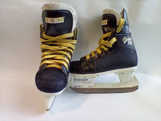 Used Ccm Champion 90 Youth 09.0 Ice Hockey Skates