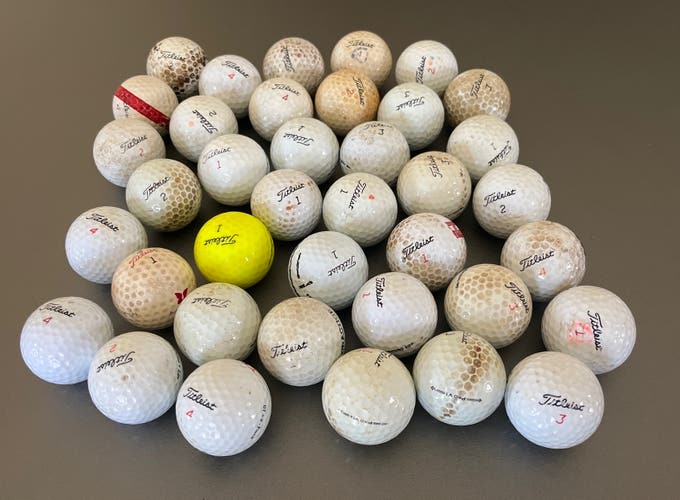 (36) Titleist assorted golf balls recycled 3 Dozen (Lot y1) Pro V1