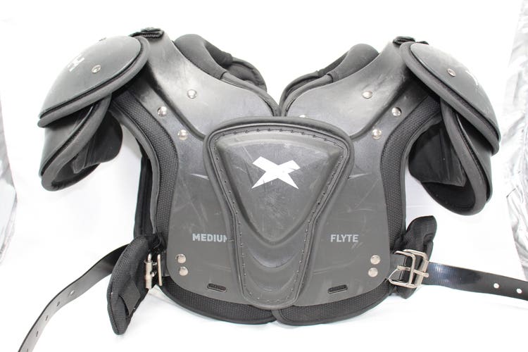 Used Youth Medium Xenith Flyte Shoulder Pads
