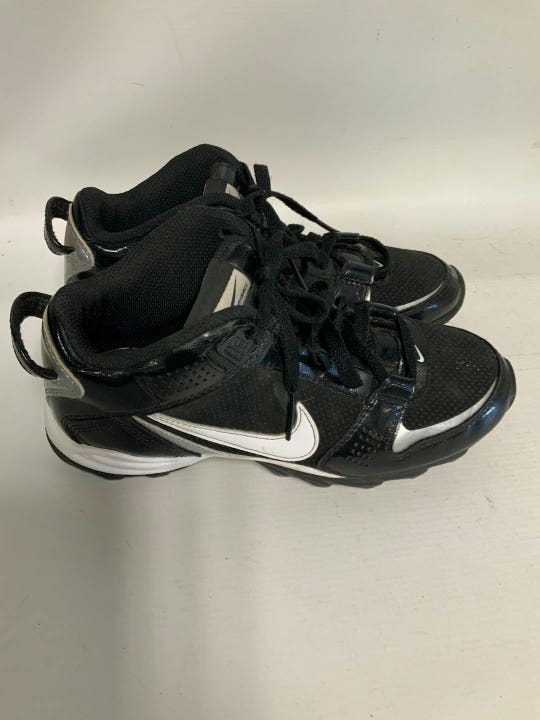 Used Nike Landshark Junior 05 Football Cleats