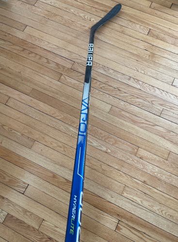 Used Pro Stock Bauer Vapor Hyperlite Hockey Stick P28 77 Flex RH