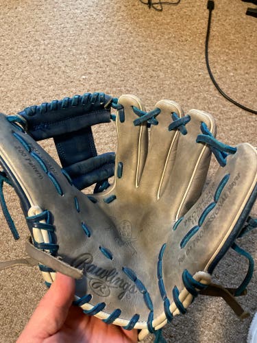 2020 Infield 11.5" Heart of the Hide Baseball Glove