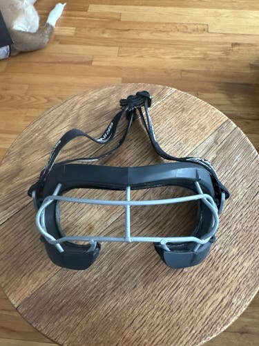 Used Brine Women’s Lacrosse Goggles