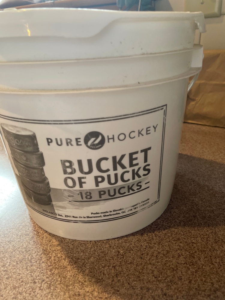 Pure hockey Pucks