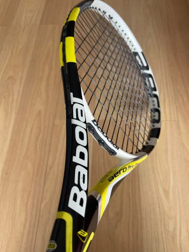 Babolat AeroPro Drive GT  4 3/8 tennis racquet