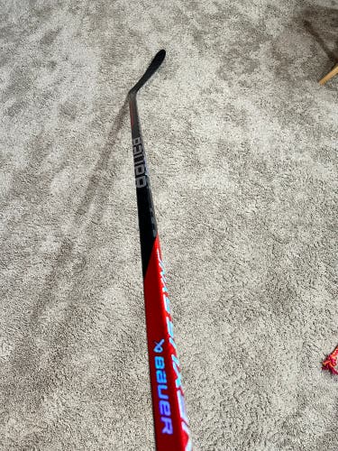 Senior Right Handed P28 Proto-R Hockey Stick
