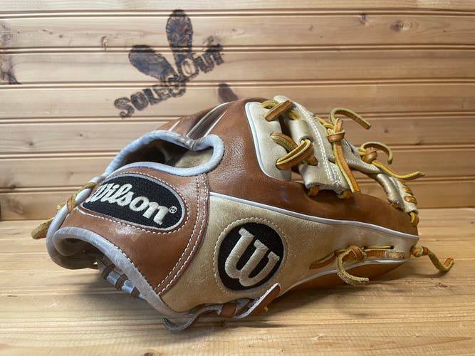 Wilson A2000 Pro Stock 1786 Infield Baseball Glove 11.5 RHT Saddle Tan I Web