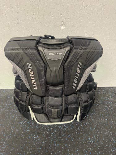 Used Int Small Bauer Elite Goalie Chest Protector
