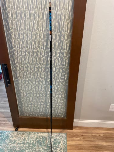Used Right Handed P92M Nexus E5 Pro Hockey Stick