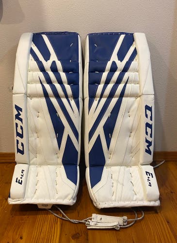 Used 32" CCM Extreme Flex E4.9 Goalie Leg Pads