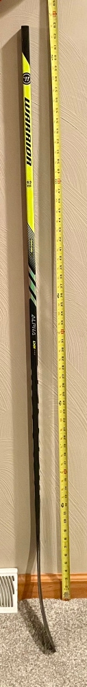 Intermediate Right Handed W03  Alpha LX2 PRO Hockey Stick