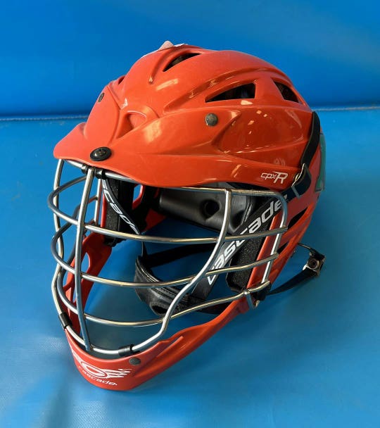 Used Cascade Cpxr Adjustable Lacrosse Helmet