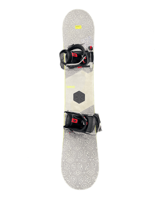 Used Burton Dominant 54 150 Cm Men's Snowboard Combo
