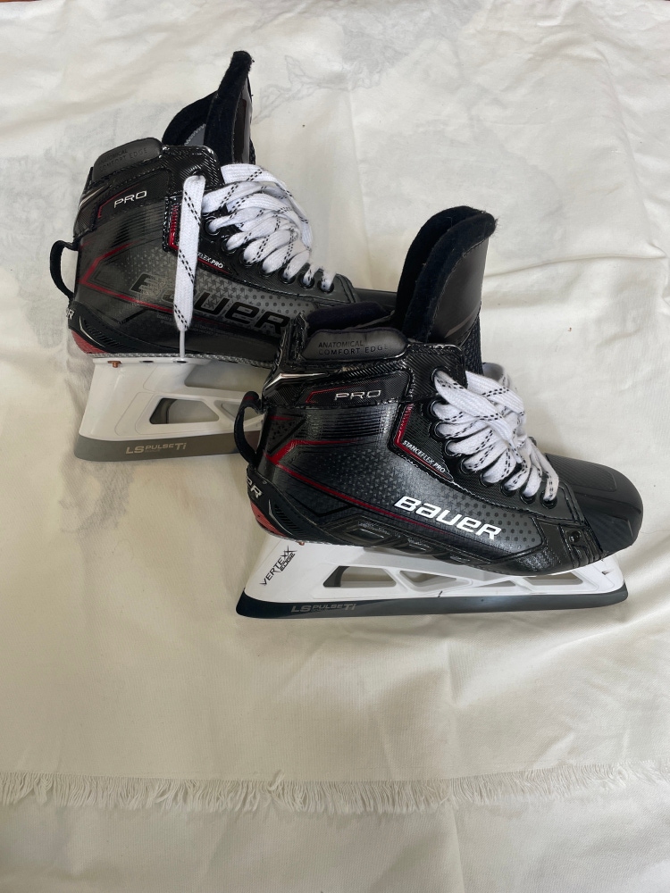 Intermediate Bauer Regular Width Pro Stock 6.5 Pro Hockey Goalie Skates
