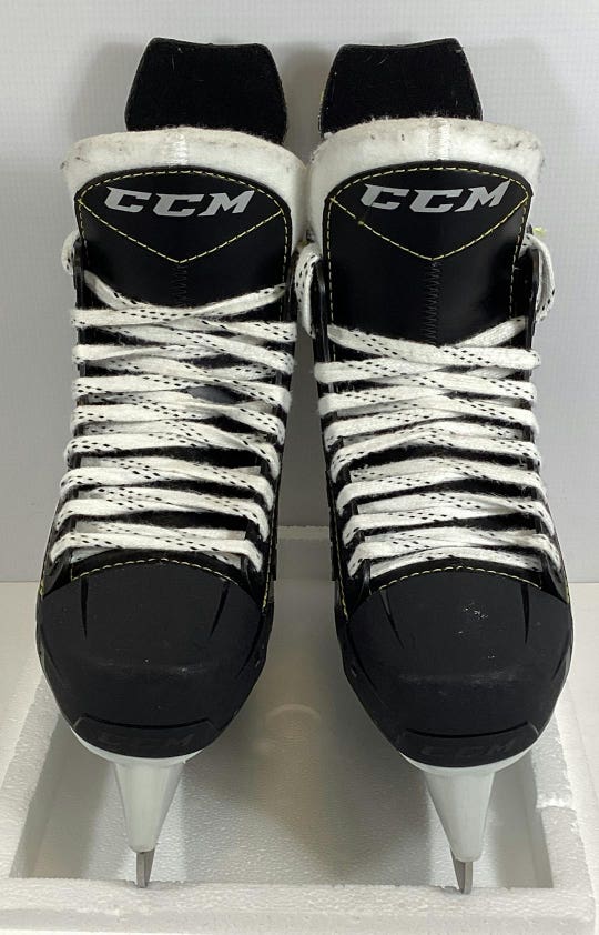 Used Ccm Super Tacks 9350 Senior 4 Ice Hockey Skates