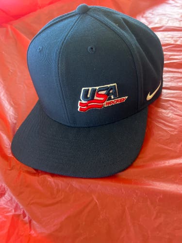 NEW USA HOCKEY Pro Flatbrim Hat
