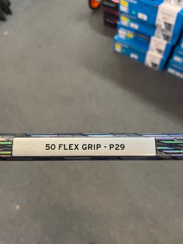 New Junior Left Hand P29 JetSpeed FT5 Pro Hockey Stick Uncut 59.25"