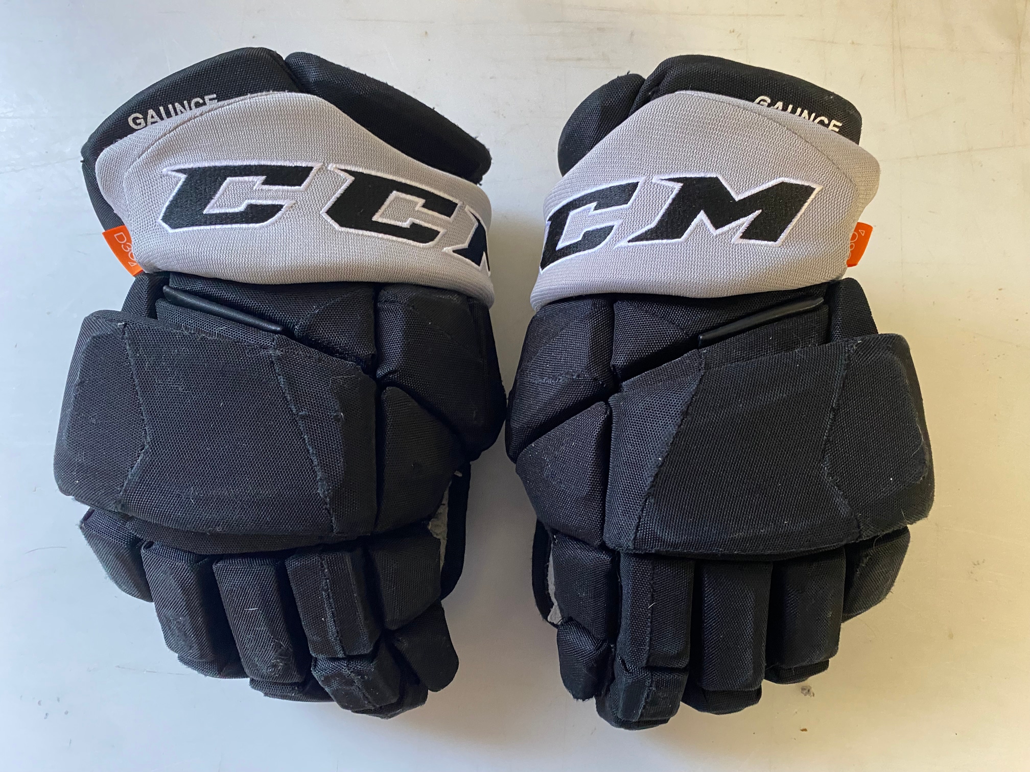 CCM JetSpeed FT1 Pro Stock Hockey Gloves 14” Black LA KINGS 3216