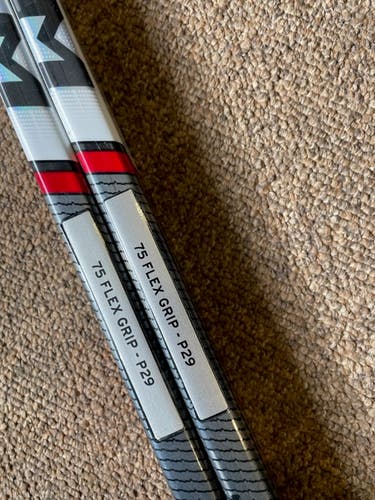 New Senior CCM Right Handed Jetspeed FT6 Pro Hockey Stick P29 @@@@@@ 2-pack@@@@@
