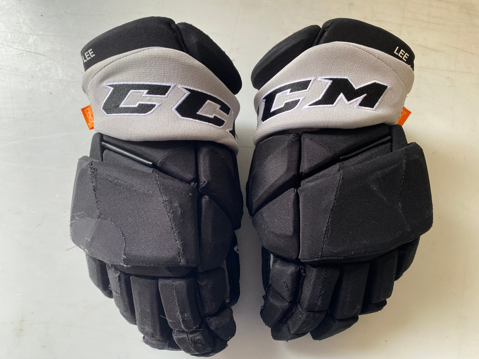 CCM JetSpeed FT1 Pro Stock Hockey Gloves 15” Black LA KINGS 3223