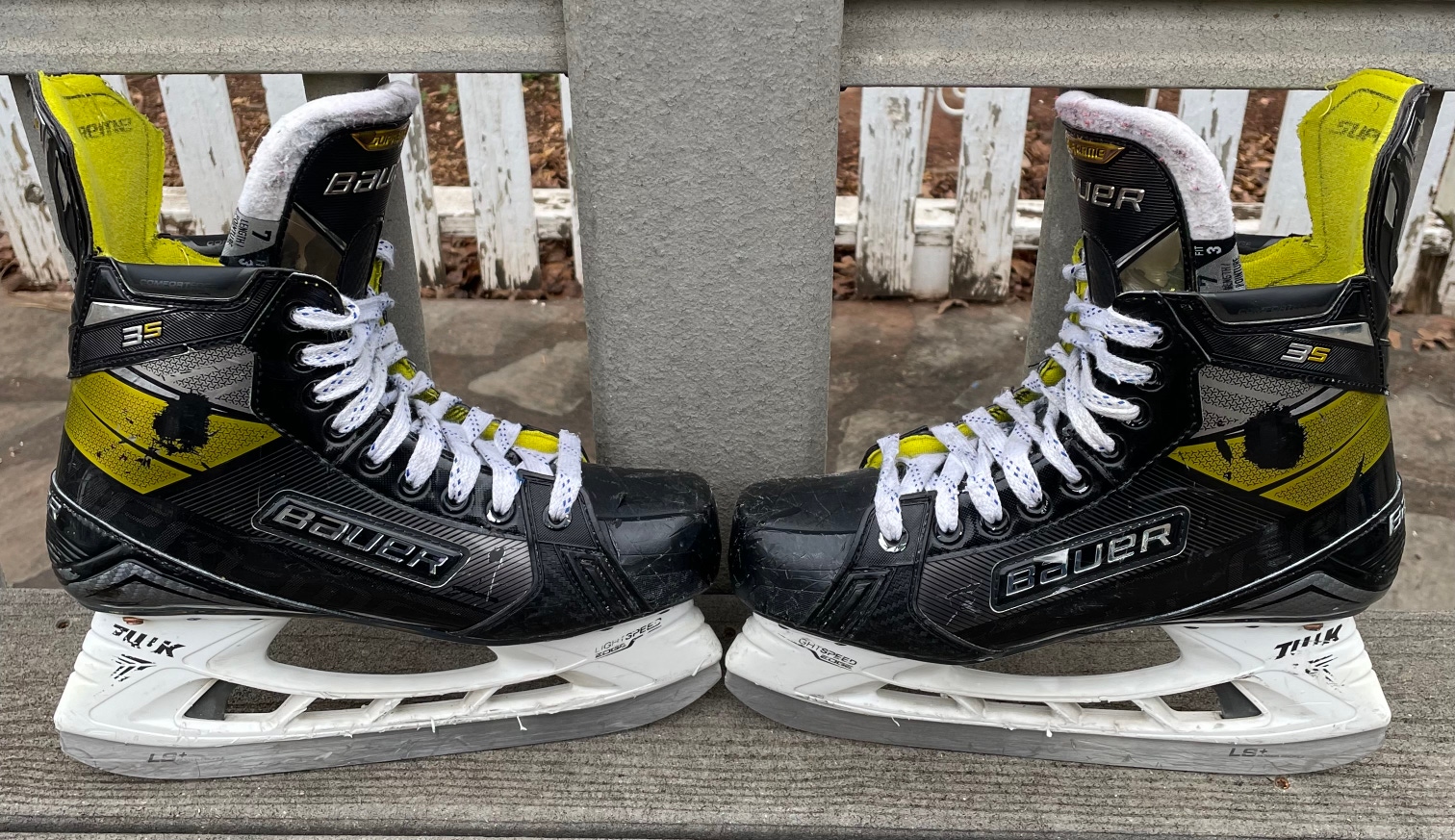 Senior Used Bauer Supreme 3S Hockey Skates Extra Wide Width 7
