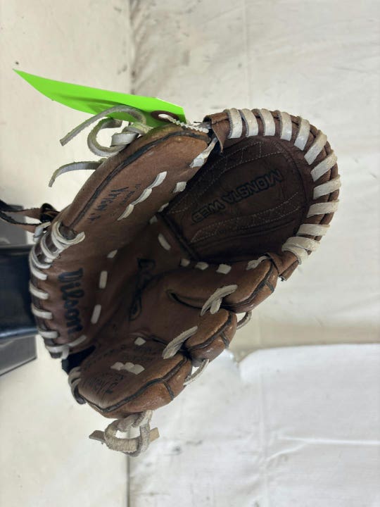 Used Wilson A440 A0440fp11br 11" Fastpitch Softball Glove