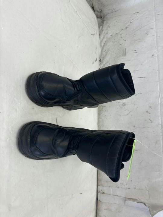 Used Wfs Youth 10 Snow Boots