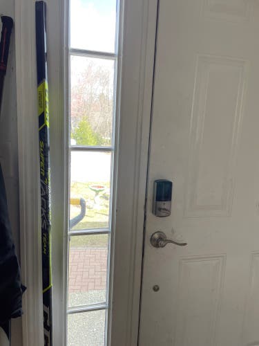 NEW Senior Left Hand P28 Flex 85 Super Tacks Teams Hockey Stick